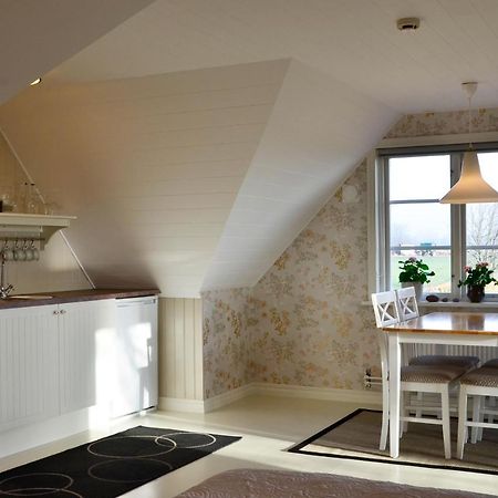 Torsborgs Gard Bed & Breakfast Simrishamn Dış mekan fotoğraf