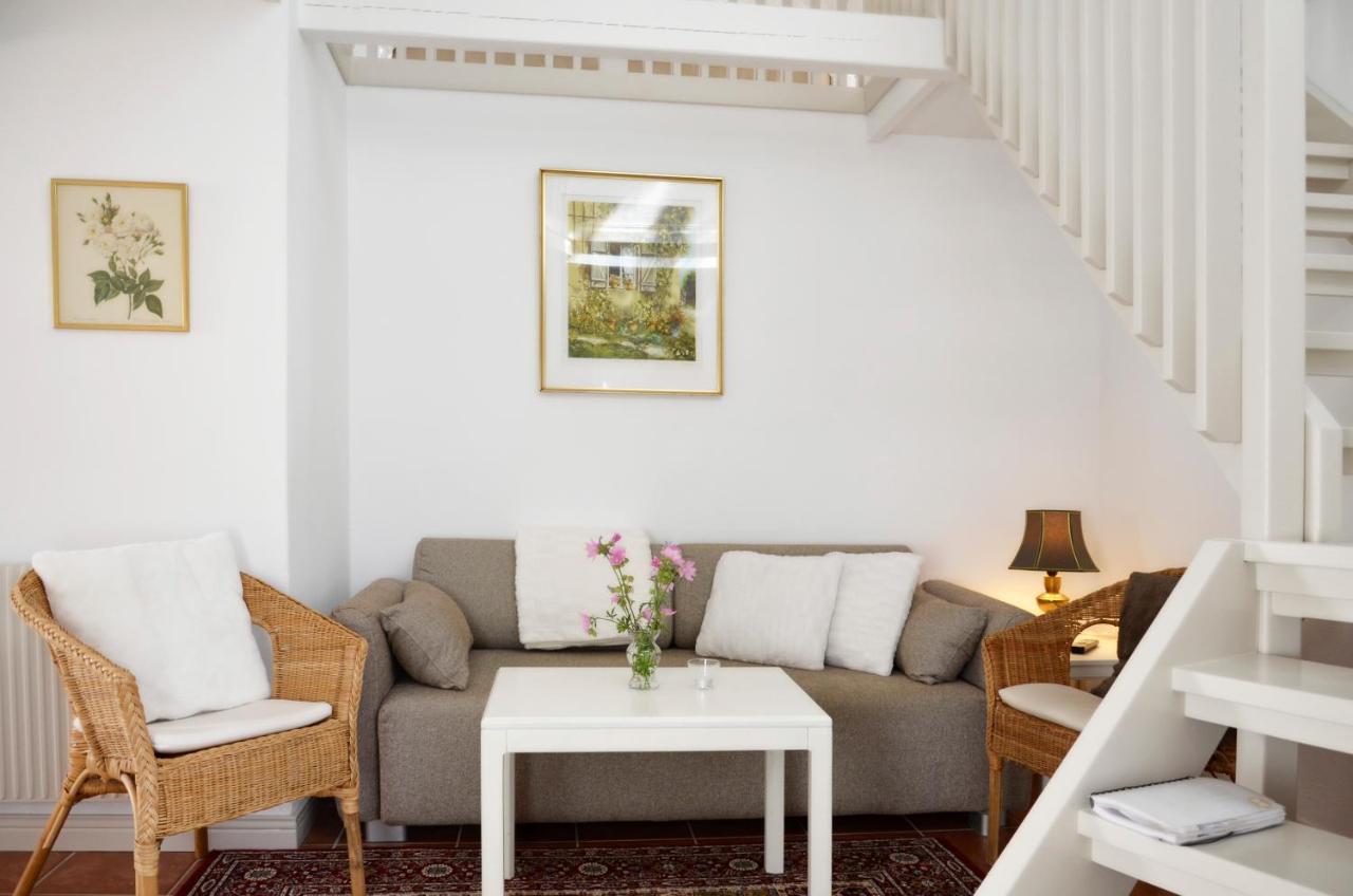 Torsborgs Gard Bed & Breakfast Simrishamn Dış mekan fotoğraf